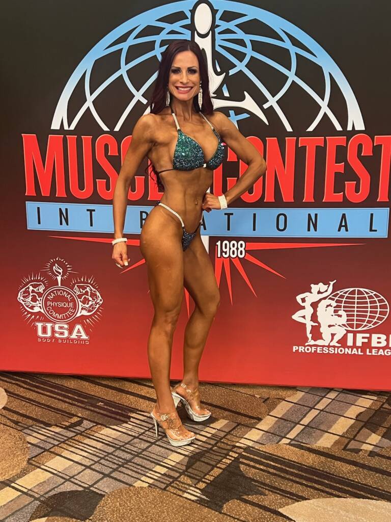 Physique competitors from Worden Physique Team