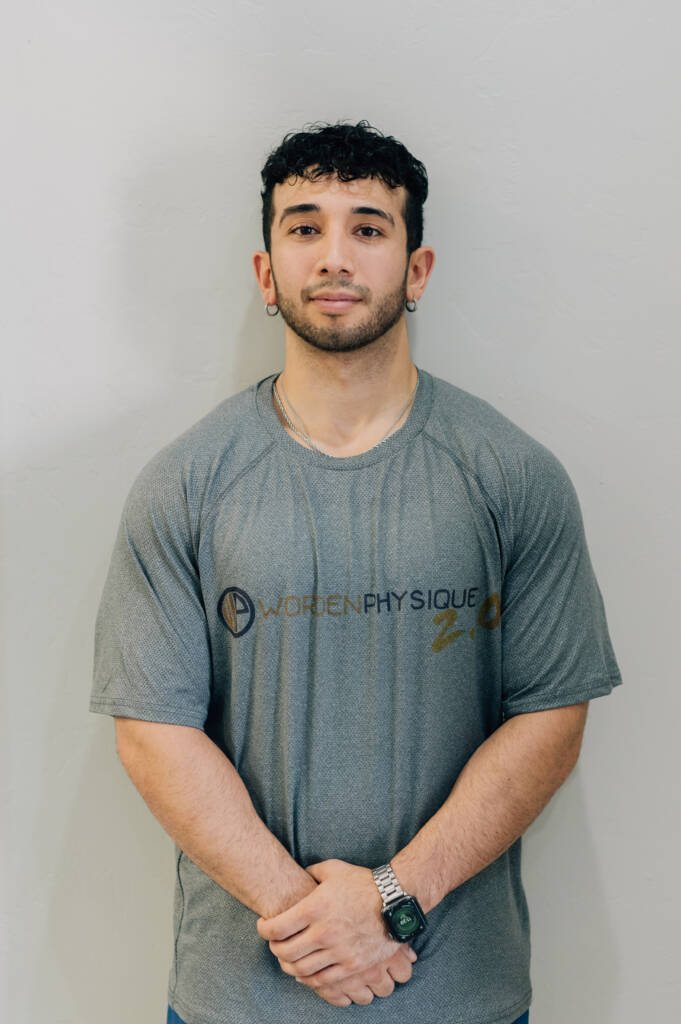 Oscar is a trainer at Worden Physique a strength training Gym.